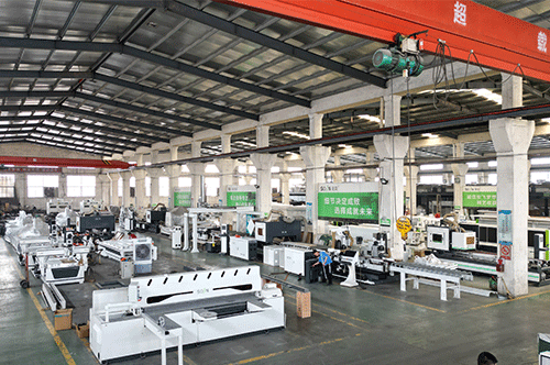 精密裁板鋸使用注意事項(xiàng)都是什么